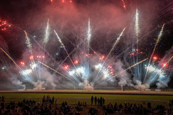 Feu d'artifice - Hippodrome de Vichy Bellerive